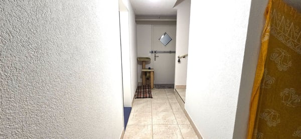 Exklusive 1.5-Zimmer-Maisonette-Gartenwohnung in Winkel 18