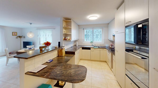 Exklusive 5.5-Zimmer-Maisonette-Gartenwohnung 4