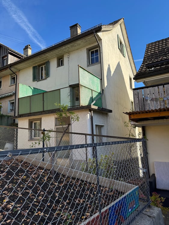 Charmantes Mehrfamilienhaus mit Seesicht in Schmerikon 2