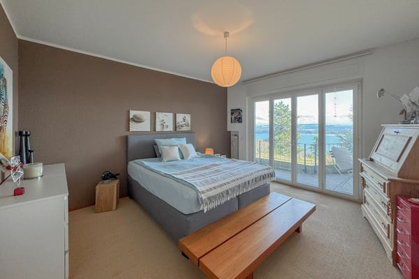 Licht, Panorama und Potenzial - ein Haus, drei Wohnungen, viel Freiraum 8