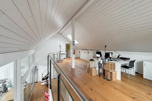 Architektur trifft Licht und Bergblick: Maisonette mit hoher Privatsphäre 5