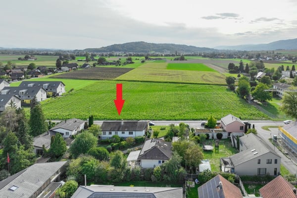 Weite, Sonne, Freiheit: vielseitiges Zuhause mit Studio und grossem Garten 2