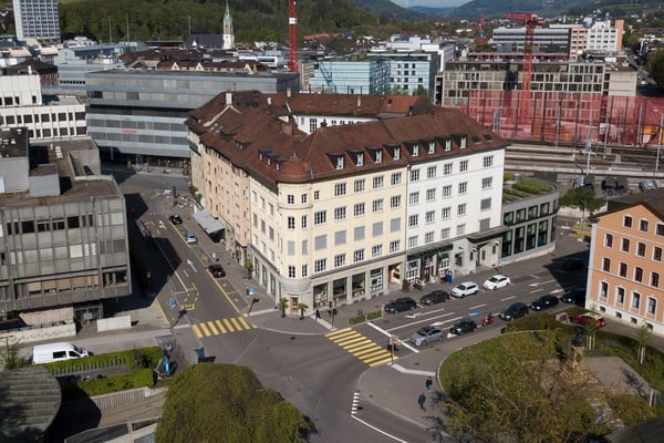 Elektro Auto Tiefgaragenplatz beim Bahnhof Winterthur 17
