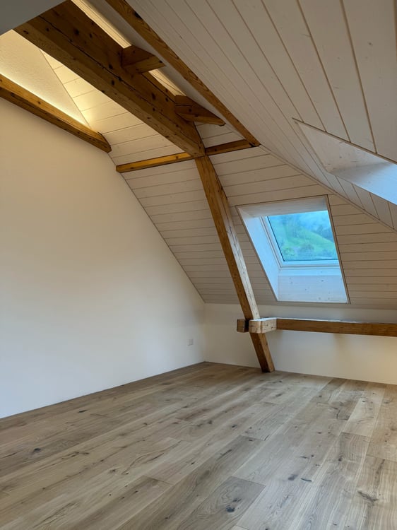 Moderne 3.5-Zimmer-Dachwohnung an ruhiger Lage in Nesslau 10