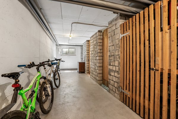 Helle 4.5-Zimmer-Wohnung mit grosszügigem Balkon und Weitsicht in familienfreundlicher Lage 19