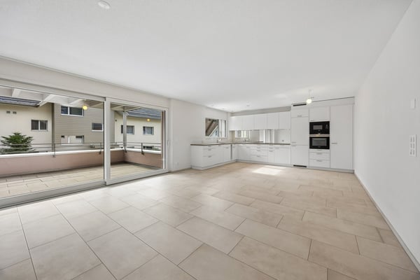 Moderne 4.5-Zimmer-Wohnung in ruhiger Lage in Buttwil 2