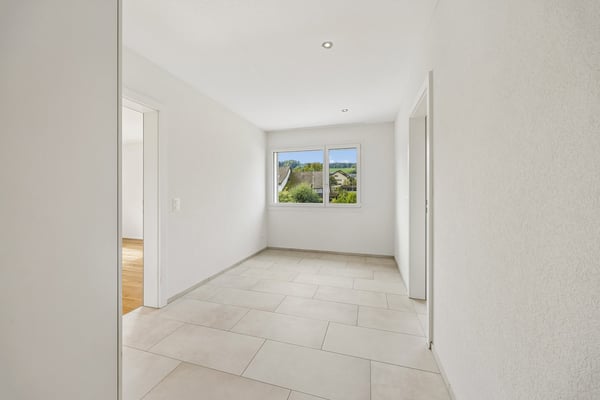 Moderne 4.5-Zimmer-Wohnung in ruhiger Lage in Buttwil 12