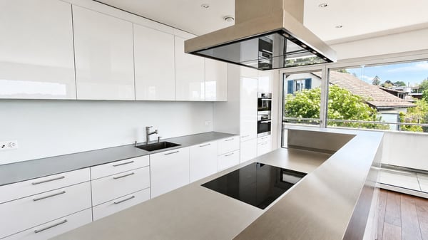Befristet auf 3 Jahre - Exklusive Maisonette-Wohnung mit traumhafter Seesicht in Zürich-Witikon 3
