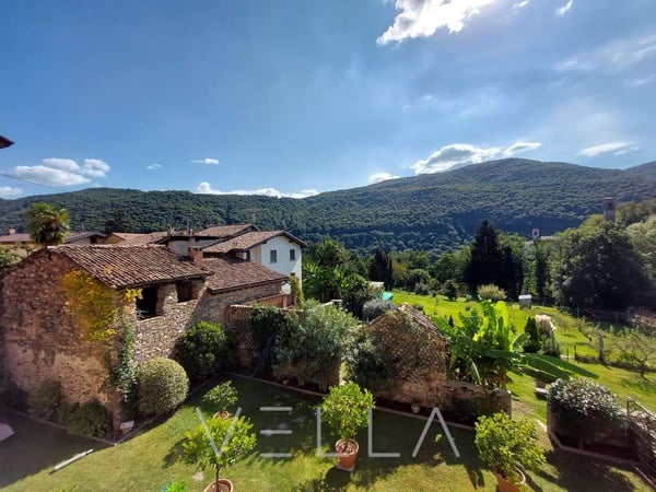 Attico duplex in casa storica - Nucleo di Lugano Barbengo 12