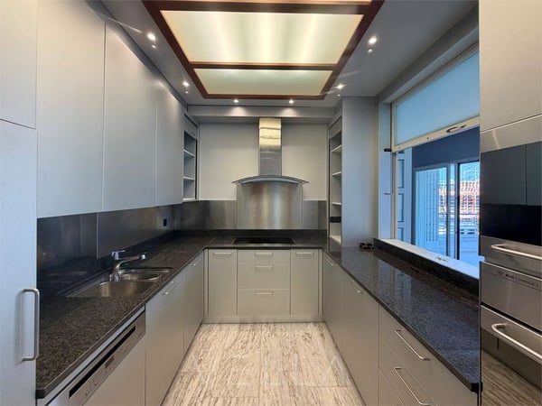 Elegante appartamento con vista mozzafiato sul Lago di Lugano 4