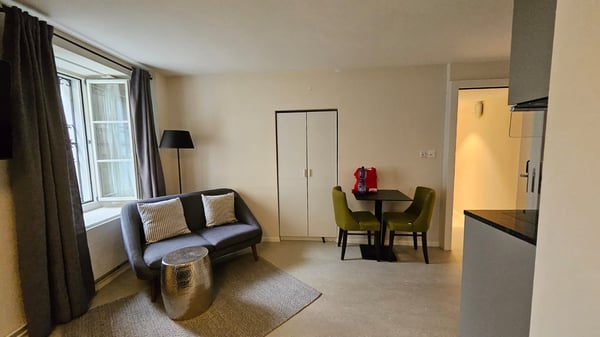 Exklusive, möblierte Wohnung im Herzen von Brugg (AG) 2