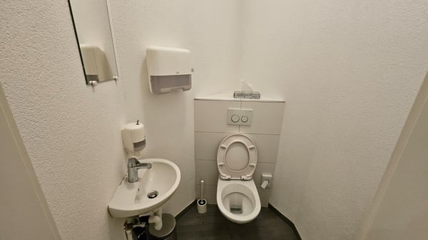 Attraktiver Büroraum in bester Lage von Wohlen AG 6