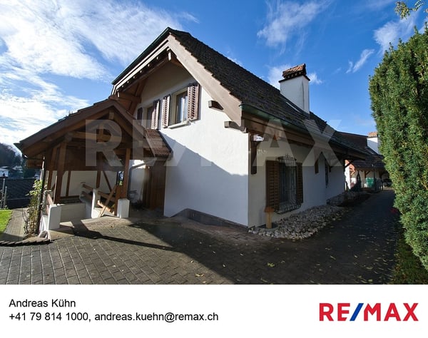 Grosszügiges Einfamilienhaus in ruhiger Hanglage  ideal für Familien, die Wohnqualität suchen 1