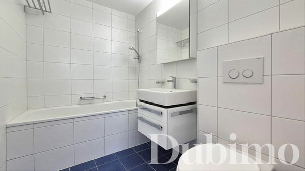 APPARTEMENT DE 2.5 PIÈCES AVEC BALCON À LAUSANNE 8