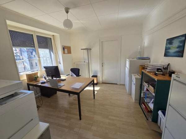 Magnifiques locaux à la Place St-François 12 à 1003 Lausanne 2