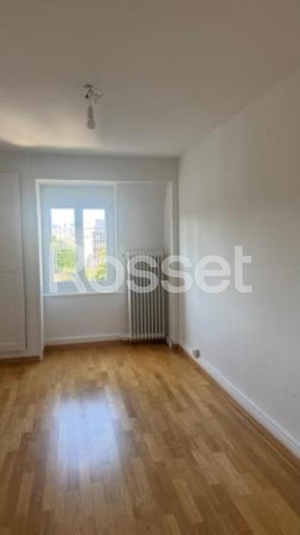 Magnifique appartement de 4.5 pièces sous les combles à Fribourg 2