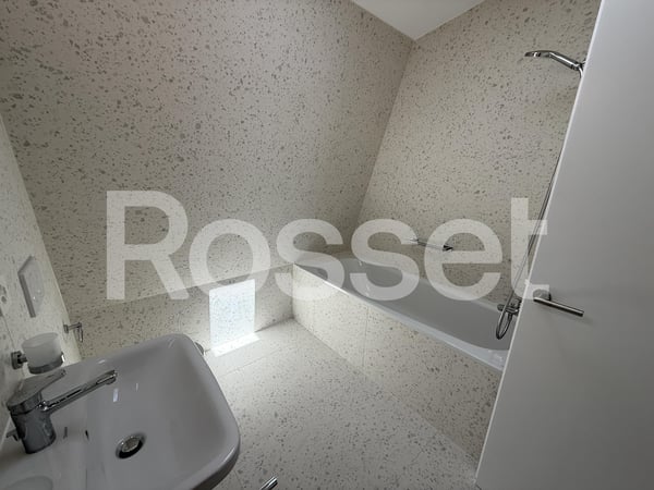 Magnifique appartement neuf de 2.5 pièces avec vue panoramique sur le lac 6