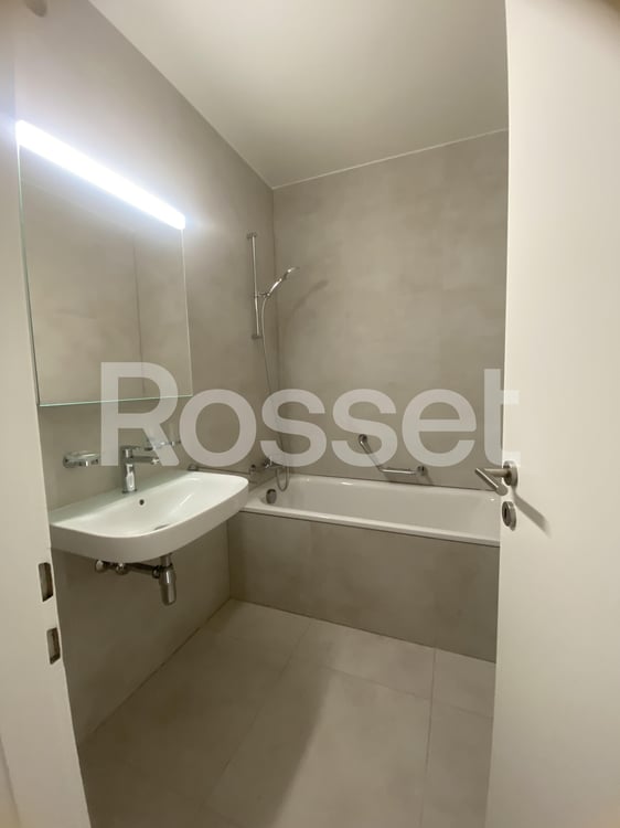 Appartement de 7 pièces au 2ème étage avec balcon 8