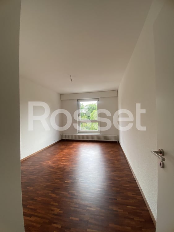 Appartement de 7 pièces au 2ème étage avec balcon 5