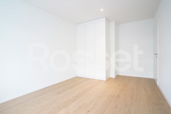 Rare à la location, lumineux appartement au coeur de la ville 4