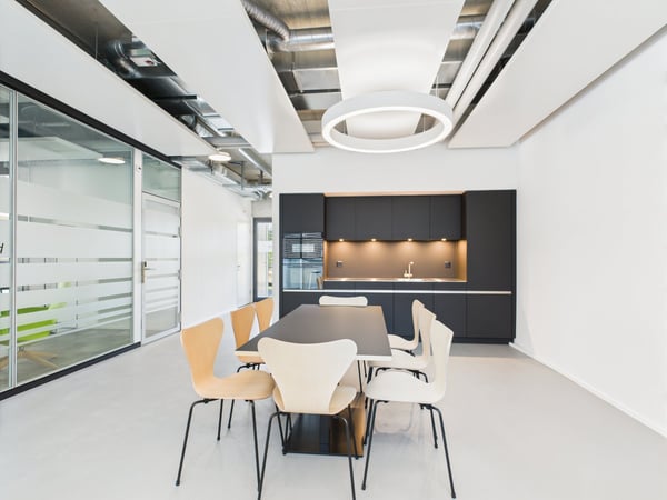 Repräsentative Gewerbefläche mit Weitblick im modernen