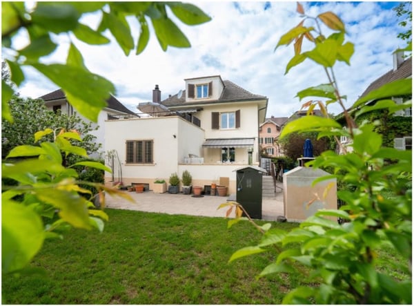 Helle 1½-Zimmer-EG-Wohnung im gepflegten Zweifamilienhaus 1