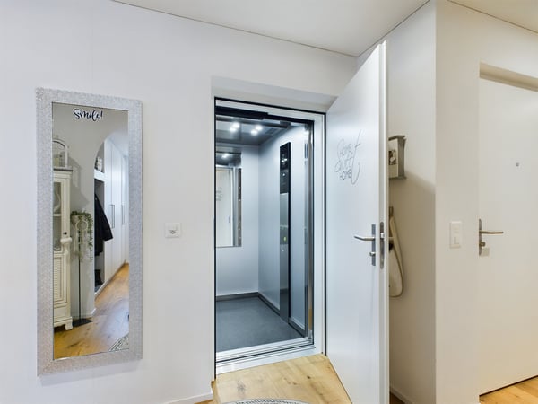 5½-Zimmer-Attikawohnung mit 152 m² Terrasse, direktem Liftzugang und Whirlpool 10