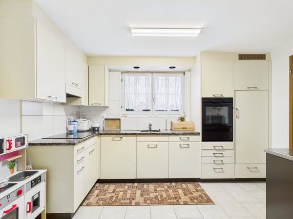 Sonniges Einfamilienhaus in ruhigem Quartier mit Waldnähe 3