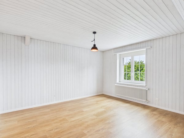 CHARMANTE 2.5-ZIMMER-DACHWOHNUNG MIT LOFTCHARAKTER 6