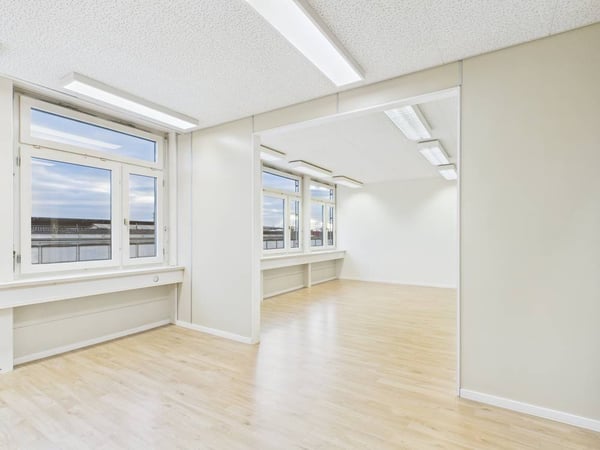 Produktions- und Gewerbefläche mit Büroanteil in Industriezone I 9