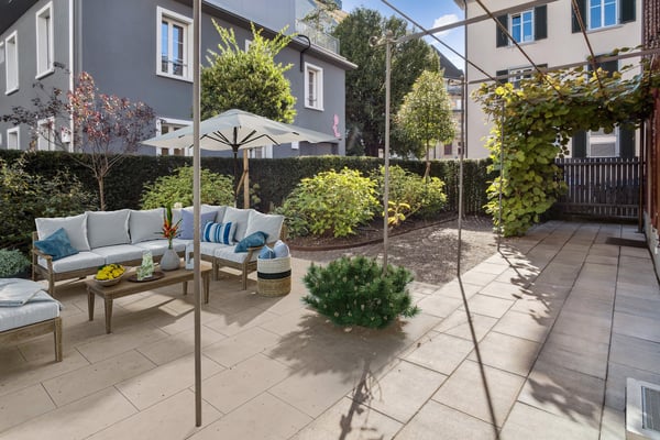 Möbilierte 1.5-Zimmer-Wohnung im ErdgeschossBederstrasse 103, Zürich 10