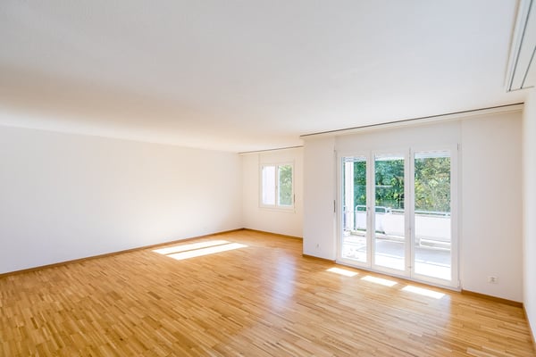 Grosszügige Attika-Wohnung an zentraler Lage! 4