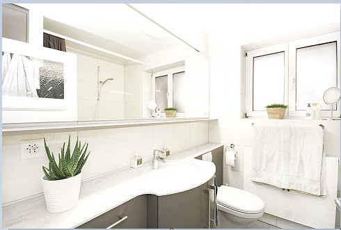 ATTRAKTIVE 6.5 ZIMMER WOHNUNG AN ZENTRALER LAGE 2