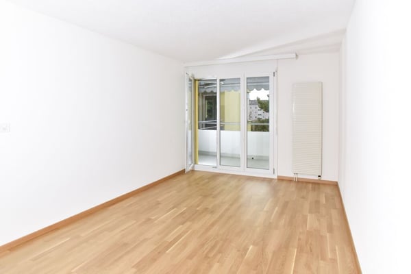 1.5 Zimmer Wohnung mit ÖV Anschluss 6