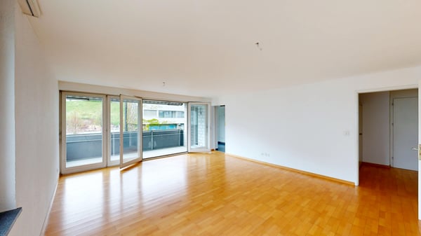 1.5 Zimmer Wohnung mit Balkon 2
