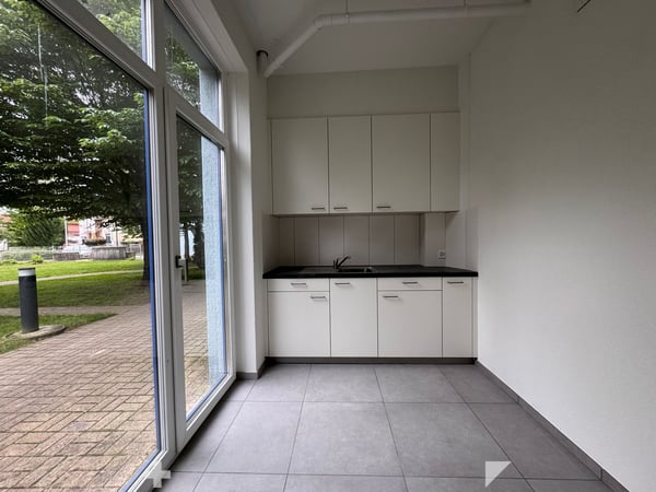 Renoviertes Geschäftslokal zu vermieten 6