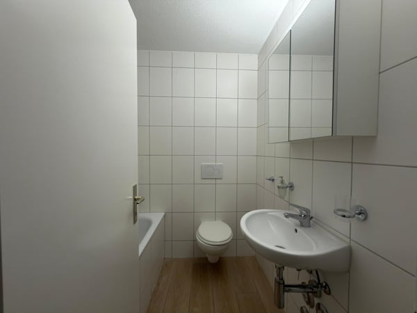 Helle 1.5-Zimmerwohnung - Bielstrasse 88, 2560 Nidau 7