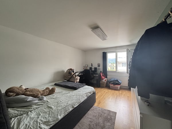 Helle und moderne 3,5-Zimmer-Wohnung in Nidau 5