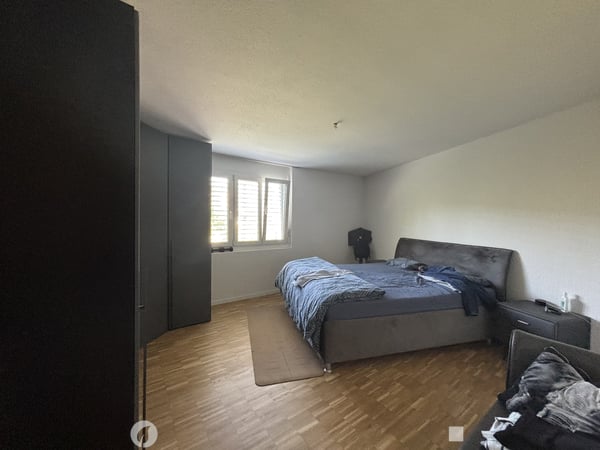 Helle, renovierte 4.5-Zimmer-Wohnung im 1. Obergeschoss 7