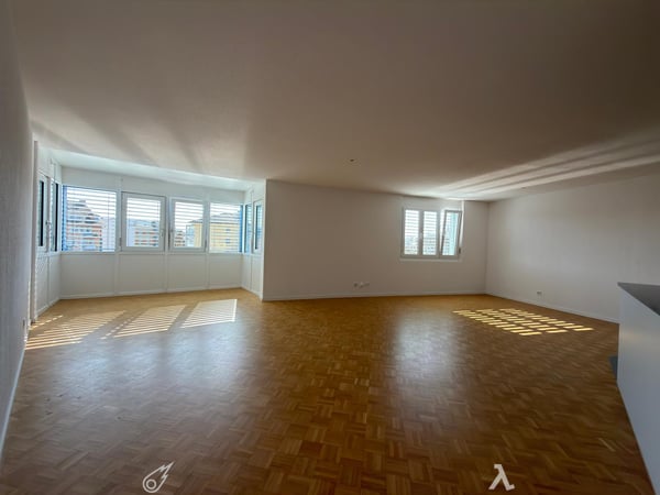 Moderne 4.5-Zimmer-Wohnung / Superbe 4,5 pièces moderne 4