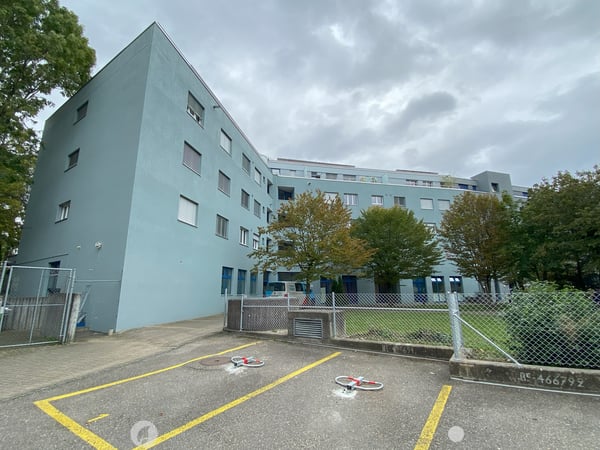 Moderne 4.5-Zimmer-Wohnung / Superbe 4,5 pièces moderne 1