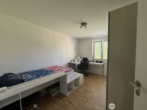 Helle, renovierte 4.5-Zimmer-Wohnung im 1. Obergeschoss 6