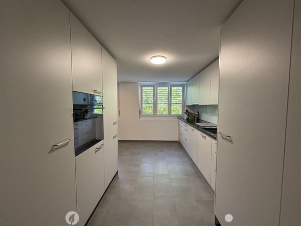 Helle, renovierte 4.5-Zimmer-Wohnung im 1. Obergeschoss 1