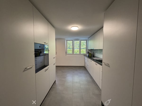 Helle, renovierte 4.5-Zimmer-Wohnung im 1. Obergeschoss 1