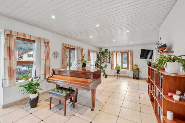 Magnifique maison sur trois niveaux au coeur de Tavannes 7