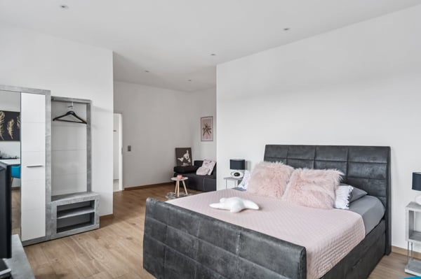 Magnifique Immeuble de rendement, rénové au centre de Porrentruy 11