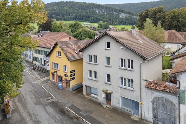 Maison centre-ville Môtiers, idéale pour une grande famille 2