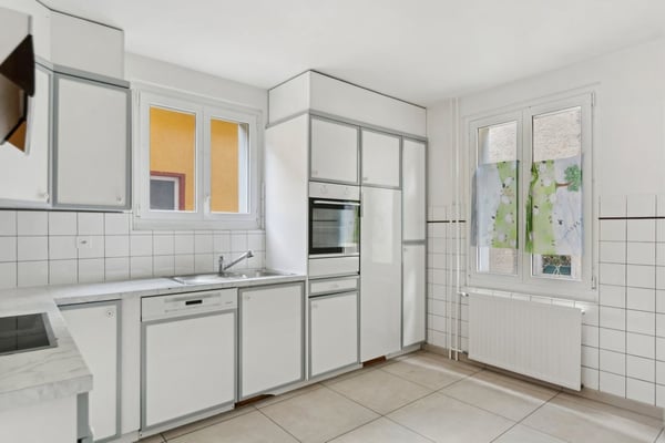 Maison centre-ville Môtiers, idéale pour une grande famille 12