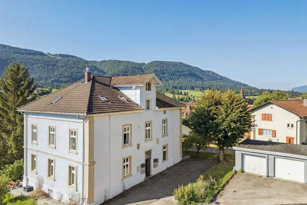Superbe opportunité. Un bel immeuble résidentiel à vendre à Corgémont. 7