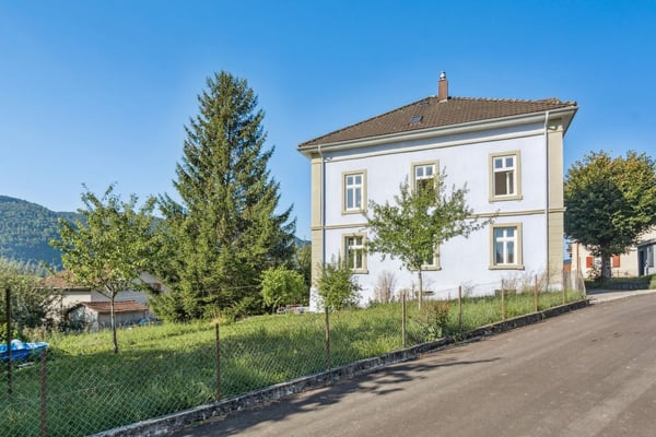 Superbe opportunité. Un bel immeuble résidentiel à vendre à Corgémont. 9